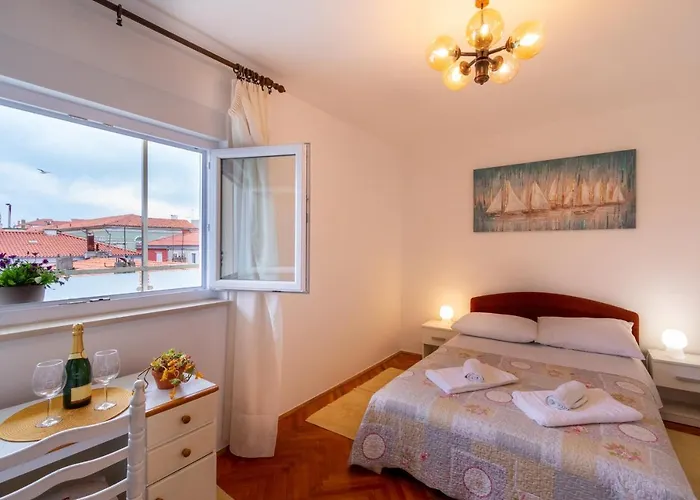 Apartments By The Sea Zadar - 19500