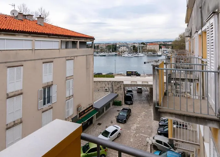 Apartments By The Sea Zadar - 19500